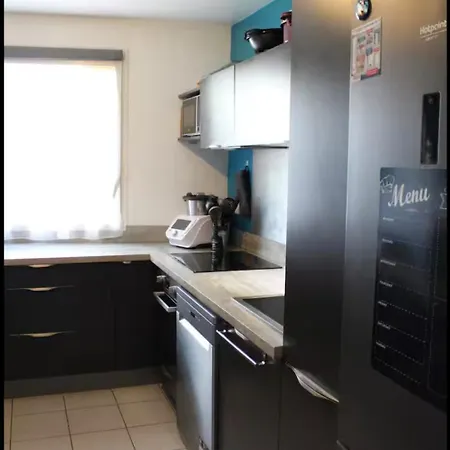 Appart Nanterre アパート *